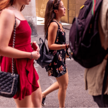 Des visites guidées… à la maison!